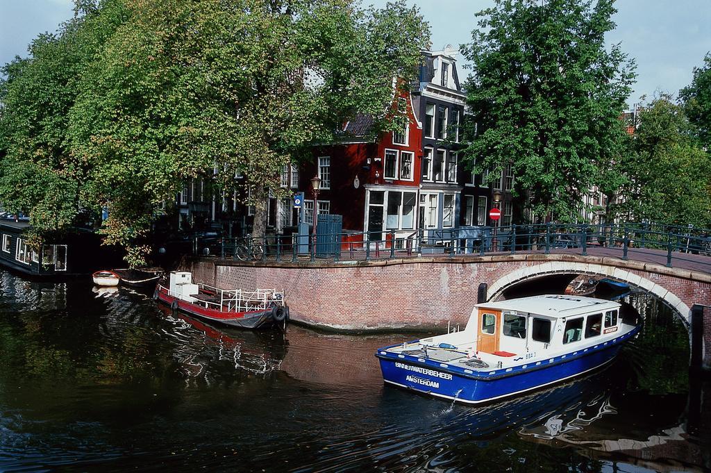 Mercure Hotel Amsterdam Centre Canal District Экстерьер фото